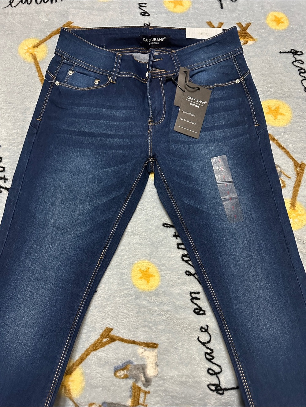Women’s Dark Indigo Skinny Stretch Jeans